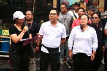 Wawali Arya Wibawa Lepas Jalan Santai HUT Ke-50 STT Mekar Jati Kepaon Jalan Santai