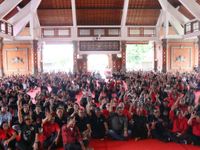 Koster-Giri Linier dengan Sanjaya-Dirga, Gubernur Terpilih Soroti Gotong Royong Tanpa Pamrih Pengurus dan Kader DPC PDIP Tabanan Koster-Giri dan Sanjaya-Dirga