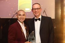 Indosat Ooredoo Hutchison Raih Best Digital Transformation Award di World Communication Award 2024 Indosat Ooredoo Hutchison Raih Best Digital Transformation Award di World Communication Award 2024