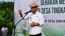 Peringati Hari Desa Nasional, Pj Bupati Lihadnyana Ajak Perbekel Tanam Jagung dan Cabai Hari Desa Nasional