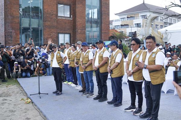BaliPortalNews_ Aksi Bersih Sampah Laut (1) Aksi Bersih Sampah Laut