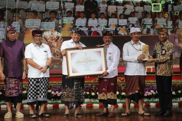 Desa Kubutambahan