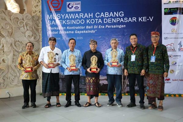 Wawali Denpasar Arya Wibawa Buka Muscab V DPC Gapeksindo Kota Denpasar