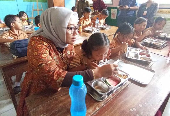 BaliPortalNews_ makan bergizi makan bergizi
