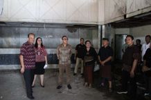 Wali Kota Jaya Negara Tinjau Bangunan Ex Bank Komersil, Direncanakan Jadi Kantor Camat Dentim tinjau Ex Bank