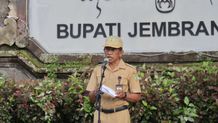 Sekda Jembrana Pimpin Apel Rutin Awal Tahun 2025 Apel Rutin Awal Tahun 2025