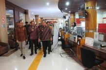 Pj Gubernur Bali Dorong Percepatan Layanan PBG bagi MBR di MPP Badung dan Gianyar Layanan PBG