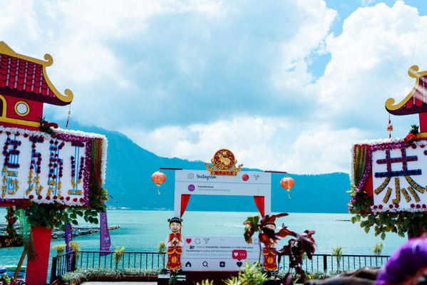 Hangatkan Perayaan Imlek 2025 di Toya Devasya, Harmoni Tradisi dan Alam Toya Devasya