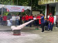 Sambut HUT Ke-237, Pemkot Denpasar Gelar Lomba Pemadaman Api Tradisional dan Modern Lomba Pemadaman Api