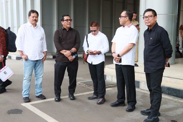 Bupati dan Wakil Bupati Tabanan Terpilih Jalani Pengecekan Kesehatan Jelang Pelantikan