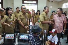 Denpasar Siap Laksanakan Program CKG Pemerintah Pusat, Wali Kota Jaya Negara dampingi PJ. Gubernur Bali Tinjau Puskesmas I Denut CKG
