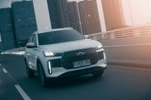 Chery TIGGO Cross Raih Bintang 5 ANCAP, Catat Lebih Dari 500 SPK di IIMS 2025 Chery TIGGO Cross