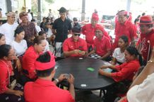 Hadiri Lomba Ceki ST. Eka Budhi Tegal Belodan, Sanjaya Tegaskan Komitmen Dukung Penuh Kreativitas Pemuda Tabanan Hadiri Lomba Ceki ST. Eka Budhi Tegal Belodan, Sanjaya Tegaskan Komitmen Dukung Penuh Kreativitas Pemuda Tabanan (3)