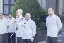 Hari Pertama Kerja, Bupati Adi Arnawa Beri Pengarahan Pegawai Badung Pengarahan Hari Pertama