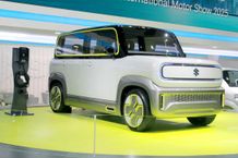Mobil Konsep Suzuki eWX, Ikon Mobilitas Masa Depan Hadir Perdana di Indonesia eWX di IIMS 2025