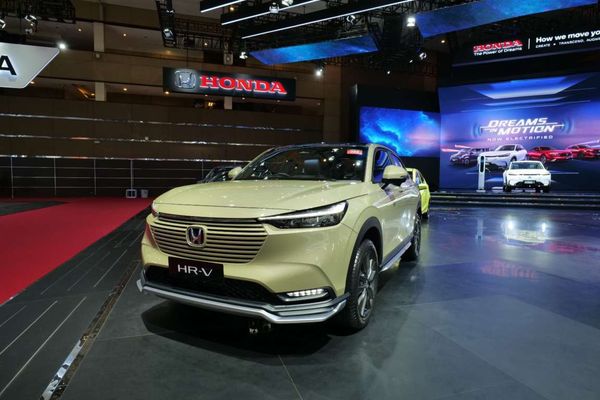 Honda Hadirkan Honda HR-V Modulo Edition dengan Tampilan Lebih Stylish dan Sporty di IIMS 2025