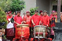 Wali Kota Jaya Negara Lepas Parade Nusantara Imlek Tahun 2025, Gemakan Keberagaman Budaya dan Teguhkan Denpasar Sebagai Kota Toleransi Perayaan Tahun Baru Imlek