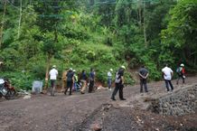 Proyek Peningkatan Ruas Jalan Molor Sebulan, Dewan Buleleng Langsung Sidak sidak proyek