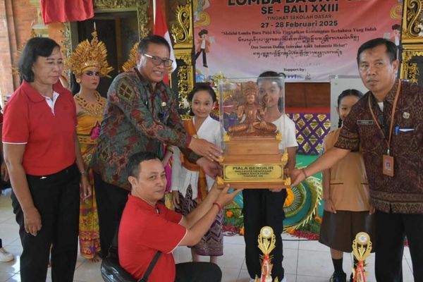 Piala Bergilir Wali Kota Denpasar Piala Bergilir Wali Kota Denpasar