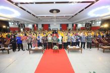 Dorong Generasi Muda Pahami Keuangan Digital, OJK Gelar Kuliah Umum di Universitas Palangkaraya Kuliah Umum OJK