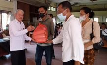 Pemkot Denpasar Serahkan Sembako kepada Penderita Tuberkolosis, Tingkatkan Terapi Pencegah TBC Serahkan Sembako