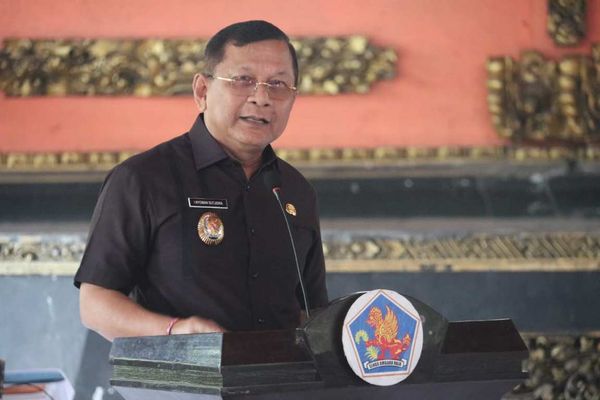 Bupati Buleleng, Nyoman Sutjidra