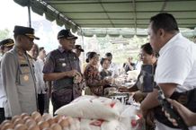 Jelang Nyepi dan Idulfitri, Pemkab Karangasem Gelar Pasar Murah untuk Ringankan Beban Warga Pasar Murah karangasem
