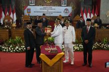 Gede Dana Titip Program Bermanfaat untuk Dilanjutkan oleh Gus Par dan Guru Pandu sertijab