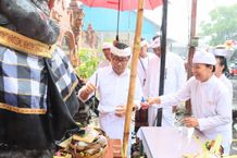 Wawali Arya Wibawa Mendem Pedagingan, Pemelaspasan Penyengker Pura Dalem Penataran Anyar Banjar Pitik Pamelaspasan dan Mecaru