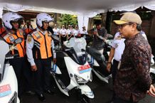 Pastikan Kelancaran Arus Mudik dan Kesiapan Posko Terpadu, Wawali Arya Wibawa Pimpin Apel Gelar Pasukan Angkutan Terpadu Lebaran Tahun 2025 Posko Terpadu