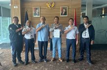 Fly Bali Raih AOC, Kini Bisa Operasikan Misi Khusus hingga Water Bombing Resmi menerima Air Operator Certificate (AOC) dari Direktorat Jenderal Perhubungan Udara, Fly Bali kini menjadi operator helikopter yang siap memenuhi berbagai kebutuhan industri