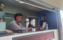 Jemput Bola Pelayanan Disdukcapil Sasar Masyarakat Kelurahan Padangsambian Pelayanan pembuatan KTP El
