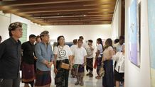 Dukung Kreativitas Komunitas Denpasar, Wawali Arya Wibawa Hadiri Fine Art Exhibition Charity Bertajuk “Nyampaht Bali” Fine Art Exhibition Charity