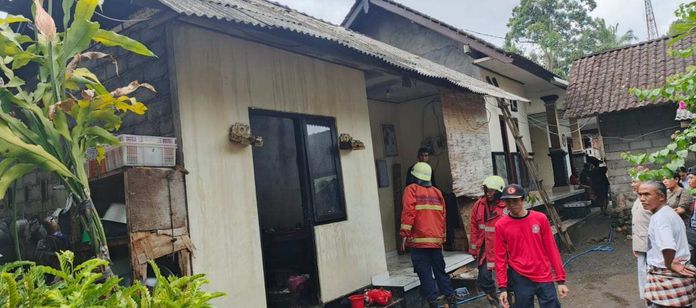 BaliPortalNews_ Kebakaran Dapur Kebakaran