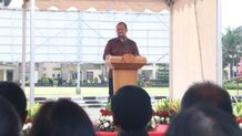 Wabup Bagus Alit Sucipta Buka Pasar Murah Sambut Hari Raya Kuningan Pasar Murah di Puspem