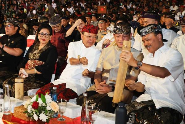 Gerakan Bali Bersih Sampah