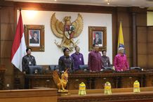 DPRD Bali Bahas Dua Raperda Strategis dalam Rapat Paripurna Ke-12 Masa Sidang 2024/2025 DPRD Bali