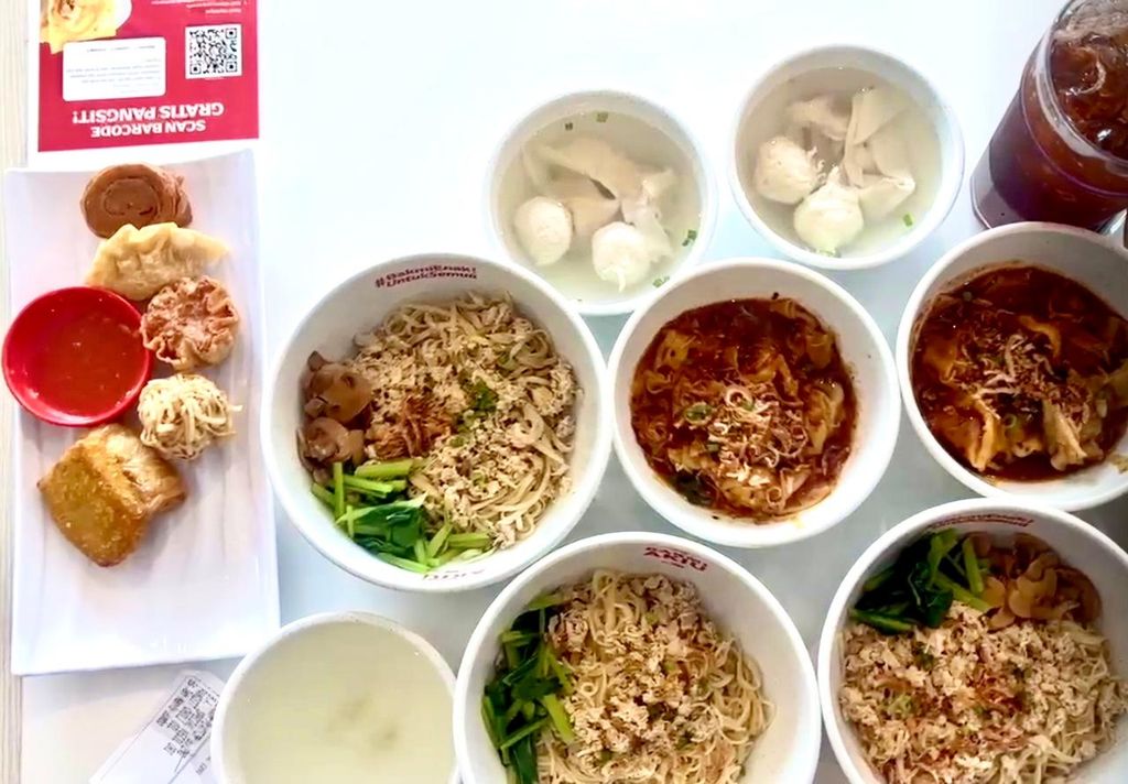Bakmi Akiu
