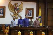 DPRD Bali Gelar Rapat Paripurna ke-13, Bahas Tanggapan Gubernur atas Dua Raperda Strategis DPRD Bali
