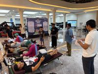 HUT ke-8, AMSI Bali Berbagi Kumpulkan 47 Kantong Darah untuk Sesama Perayaan HUT ke-8 AMSI Bali berlangsung sederhana namun penuh makna dengan aksi sosial seperti donor darah dan edukasi kesehatan, menunjukkan semangat berbagi dan kontribusi nyata media untuk masyarakat.