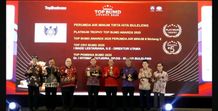 Bupati Sutjidra Raih Penghargaan Top Pembina BUMD Tahun 2025 Penghargaan Top Pembina BUMD