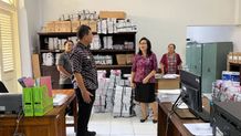 Bupati Buleleng Tinjau Kinerja Pegawai di Hari Pertama Kerja Pasca Libur Hari Raya Tinjau Kinerja Pegawai
