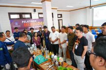 Dinas Koperasi UKMP Badung Gelar Pelatihan Mixologi UMKM Badung 2025 Mixologi