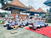 Persembahyangan Bersama Warnai Pembukaan HUT ke-821 Kota Bangli di Pura Kehen Persembahyangan Bersama Warnai Pembukaan HUT Kota Bangli ke-821 di Pura Kehen