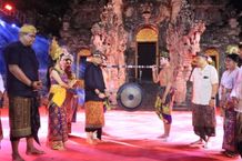 Wali Kota Jaya Negara Buka Festival Seni dan Budaya Kelurahan Sumerta Sumerta