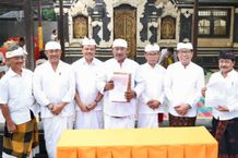 Wawali Arya Wibawa Hadiri Penandatanganan Kesepakatan Bersama UTD Tahura Ngurah Rai Dengan Pengempon Pura Dalem Pengembak Pura Dalem Pengembak