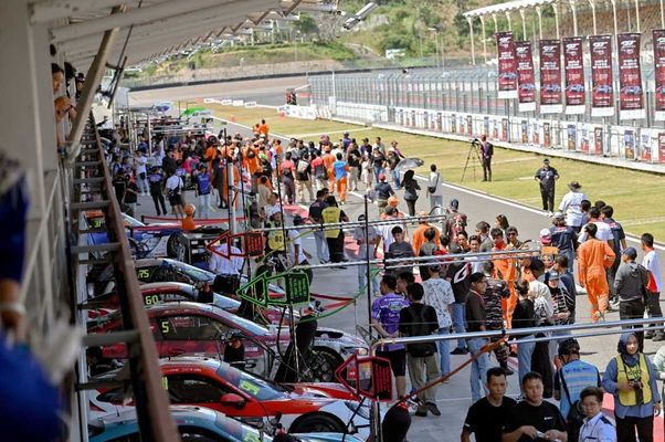 GT World Challenge Asia 2025