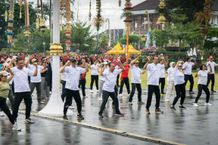Senam Massal dan Pasar Murah Warnai HUT ke-821 Bangli, Dihadiri Ribuan ASN dan Non-ASN Senam HUT Bangli