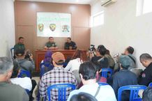 Simakrama Bersama Media, Korem 163/Wira Satya Siap Sukseskan Program Peduli Rakyat Korem 163/Wira Satya mengadakan acara silaturahmi bersama insan media sebagai upaya memperkuat sinergi dan meningkatkan komunikasi menjelang peringatan Hari Bhakti TNI.
