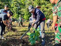 Bupati Sutjidra: Penanaman 1.500 Pohon di Tamblingan Tandai Komitmen Jaga Hulu Buleleng Penanaman 1.500 Pohon